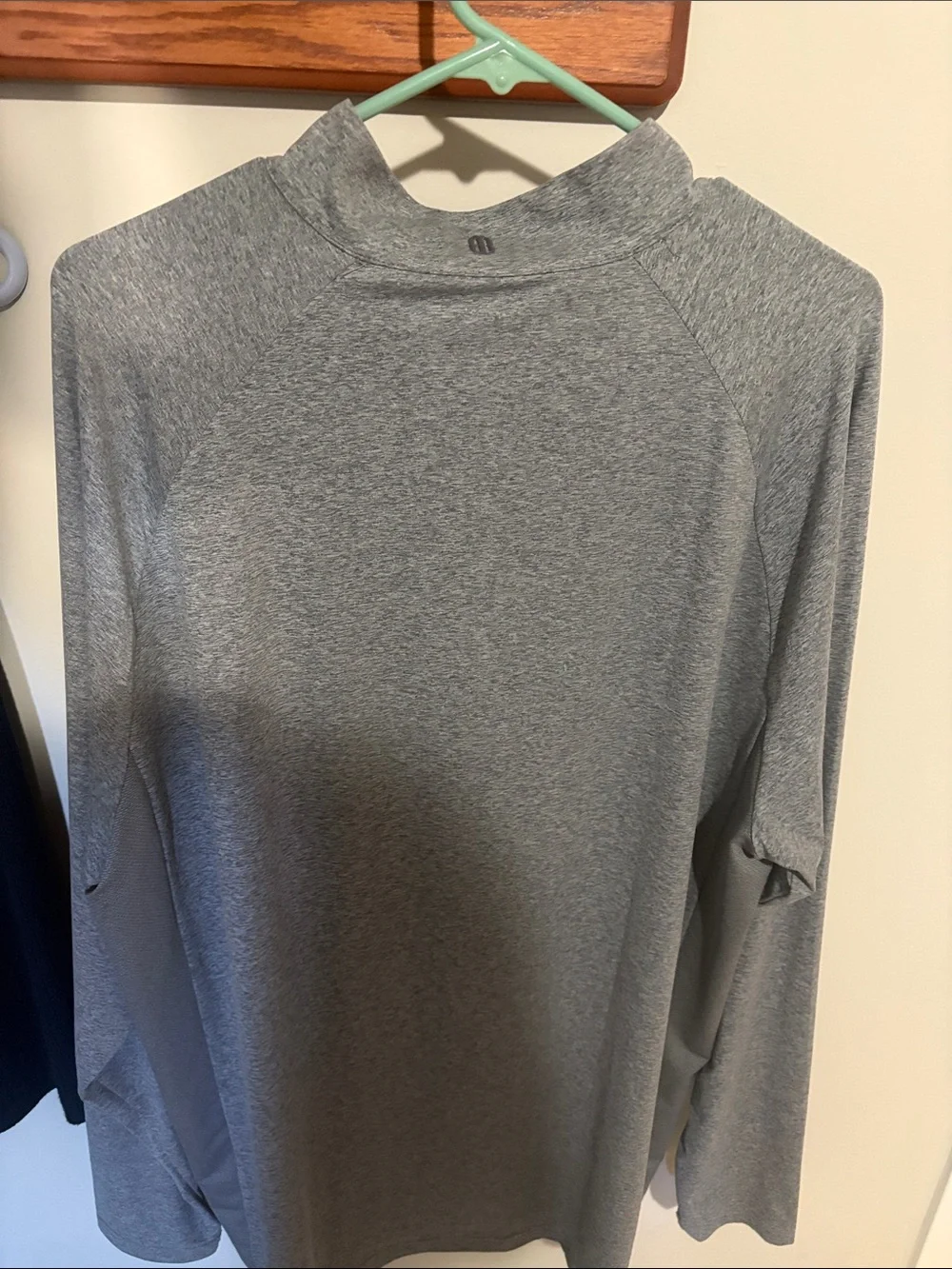 Holderness and Bourne - The Darrow Quarter-Zip Pullover